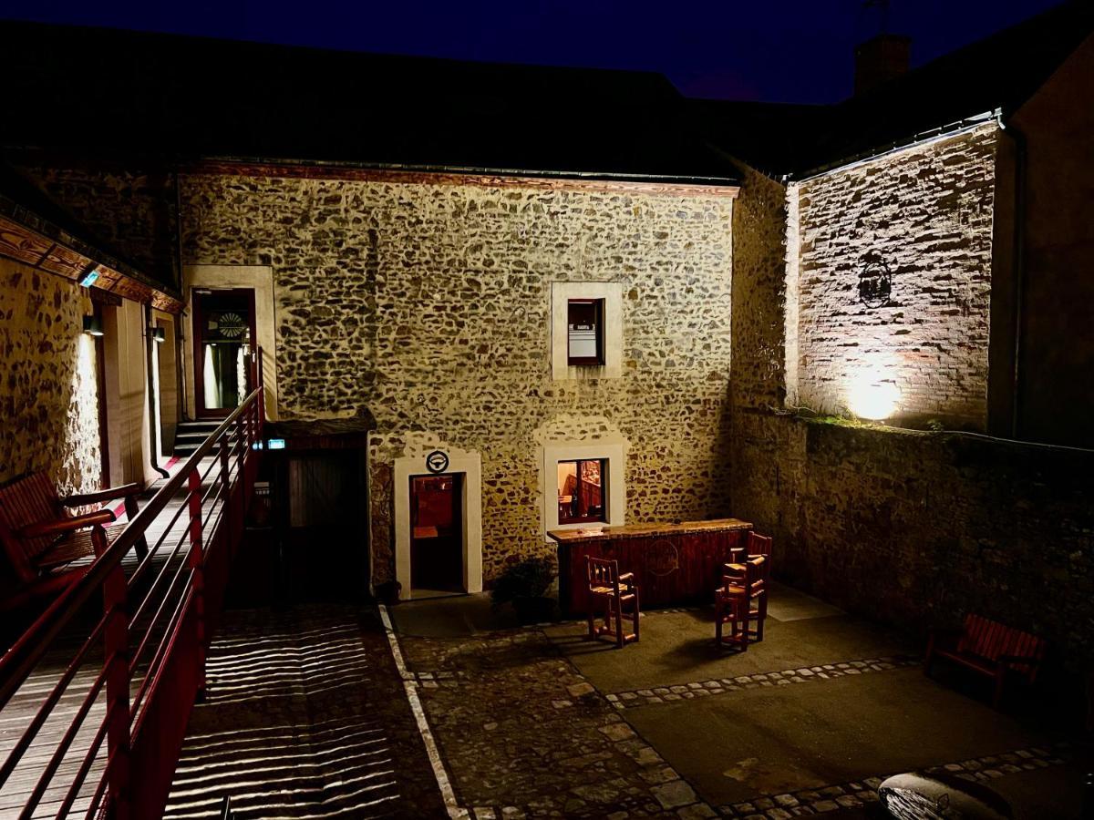Hotel Le Ranch Brulon Exterior photo