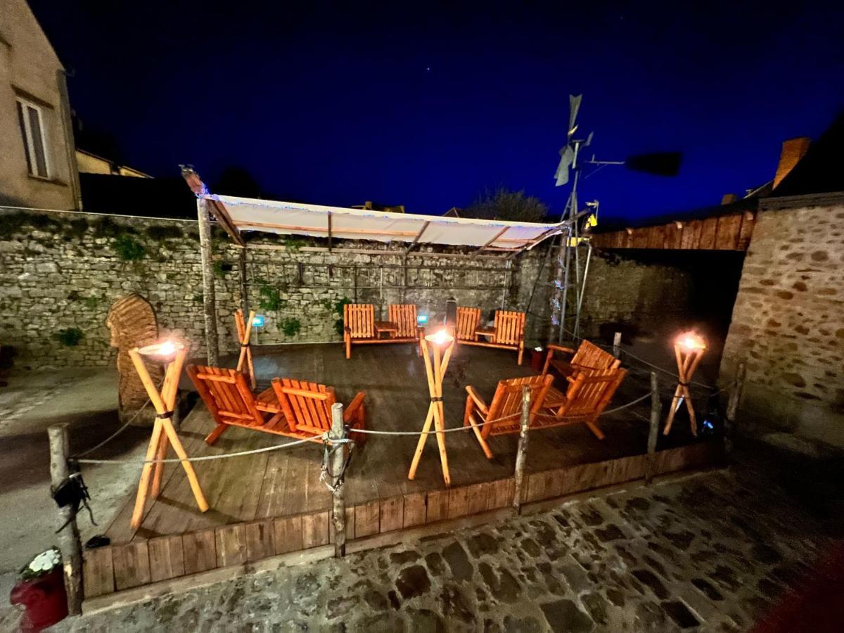 Hotel Le Ranch Brulon Exterior photo