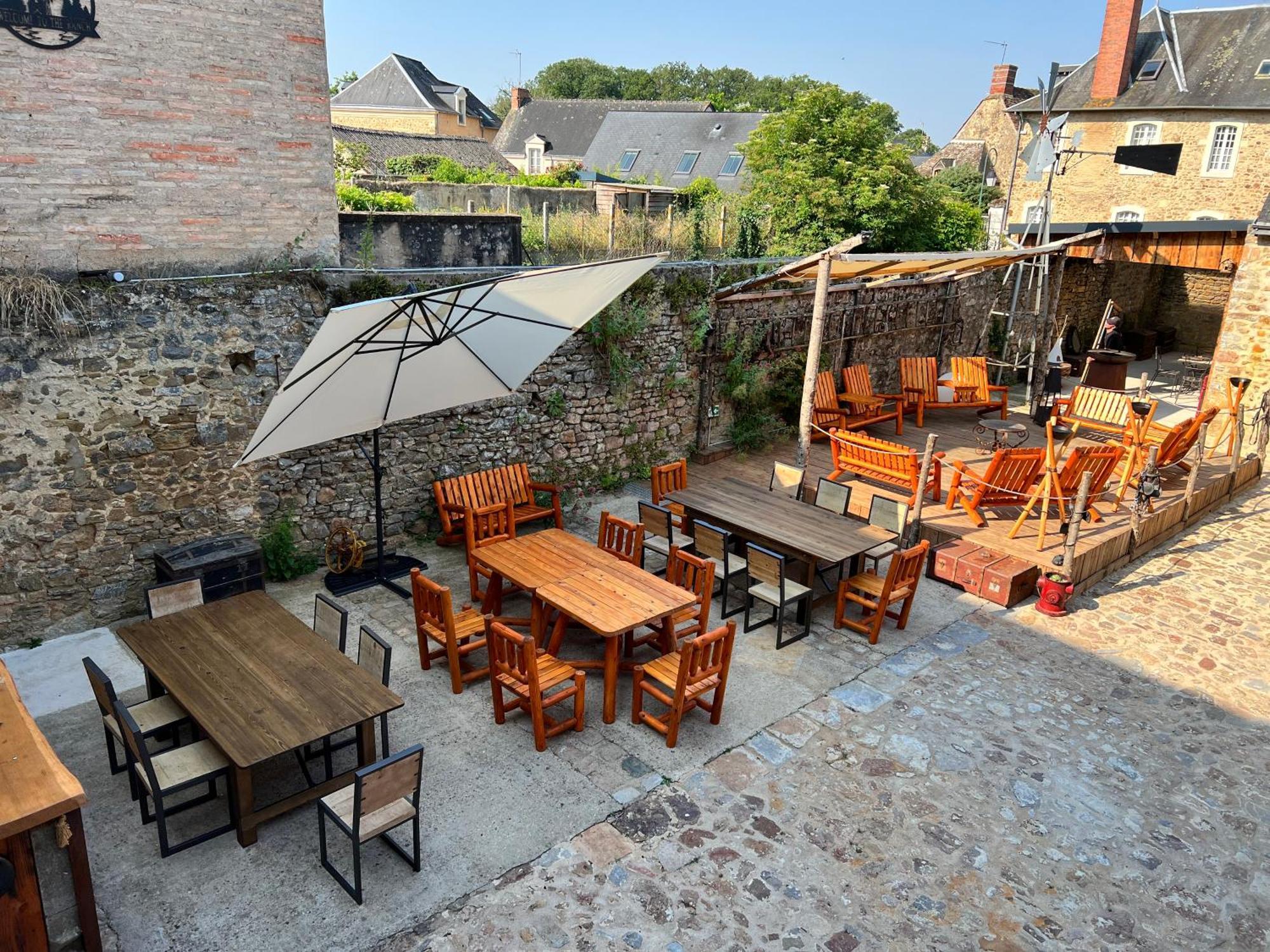 Hotel Le Ranch Brulon Exterior photo