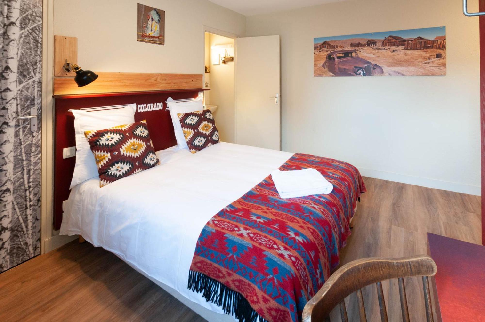 Hotel Le Ranch Brulon Exterior photo